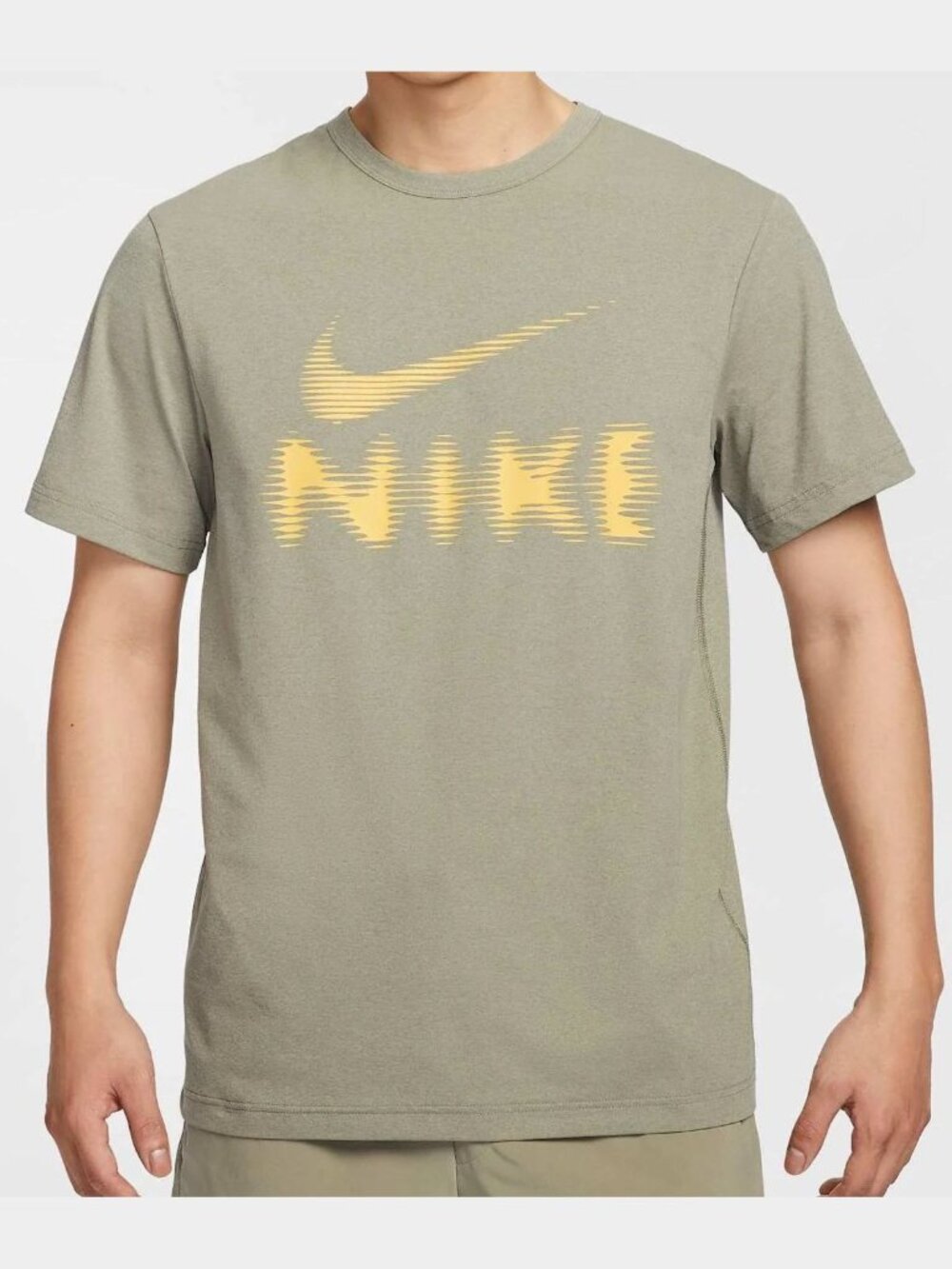 NWT Nike Hyverse Men's Dri-FIT UV UPF40+ HYVERSE Versatile T-Shirt - HQ7987-320